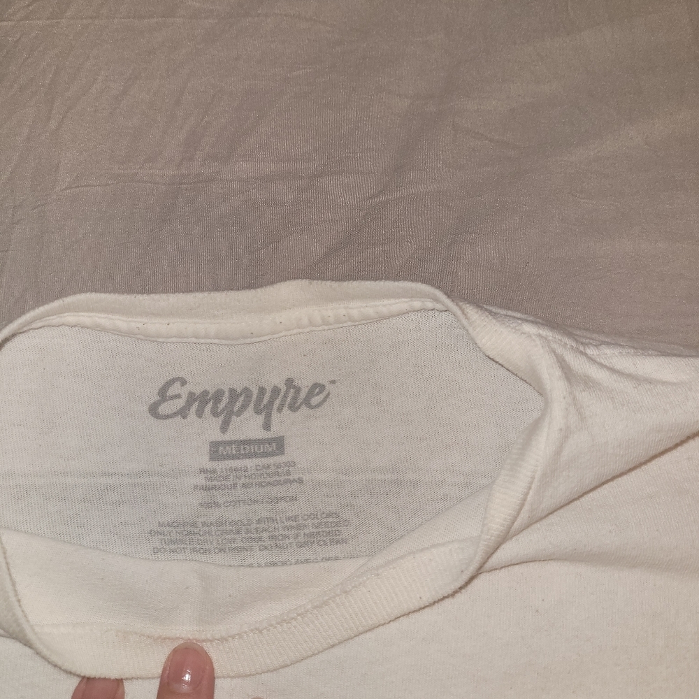 T-shirt - Picture 3 of 4